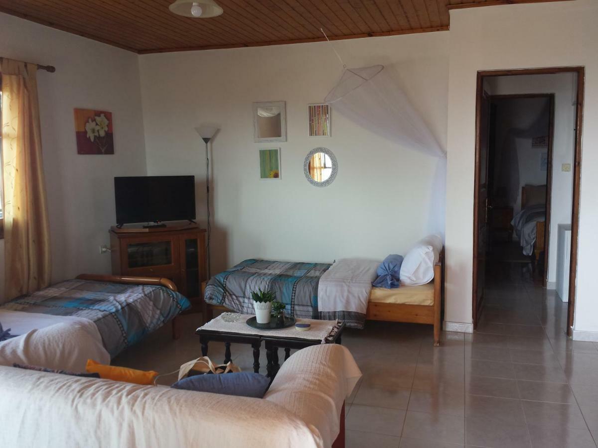 Smile House Near Athens Airport 300M From The Sea Villa Artemida  Buitenkant foto